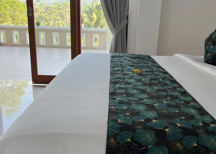Bisbis House Iseh Village 3*